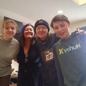 Meet your Posher, Felicia